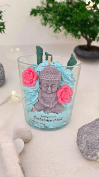 Bougie Bouddha parfumée CACHEMIRE ET OUD